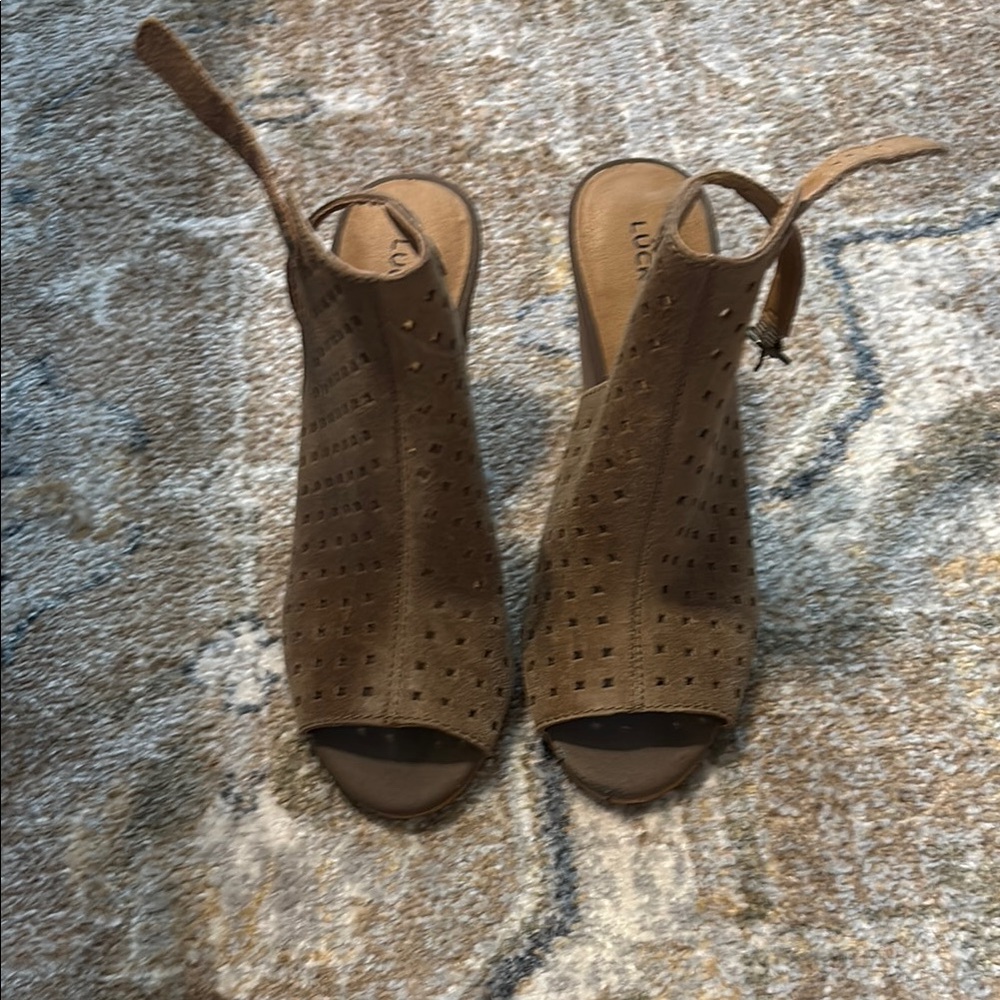 Lucky brand heels